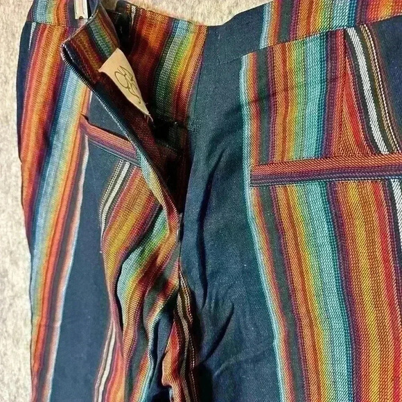 NWT Chaser Multicolored Women’s Striped Cropped Pants - Small - Picture 5 of 6